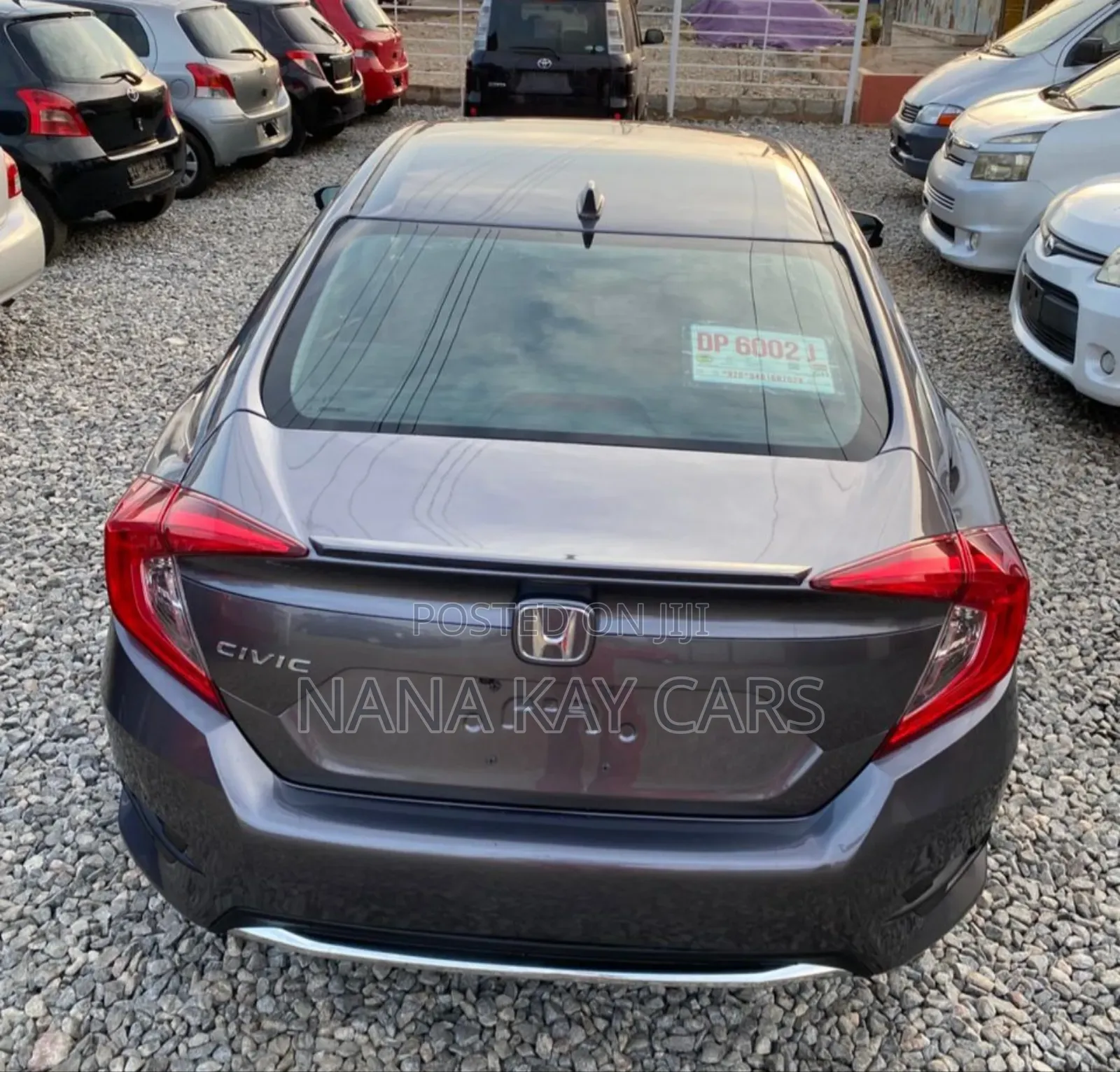 Honda Civic EX Hatchback 2019 Gray
