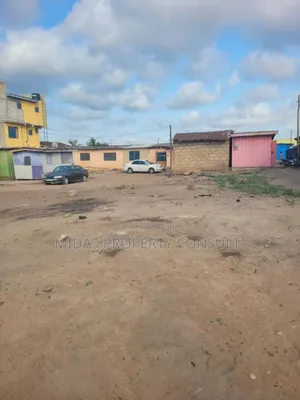 Land for Sale at Achimota Akweteman.