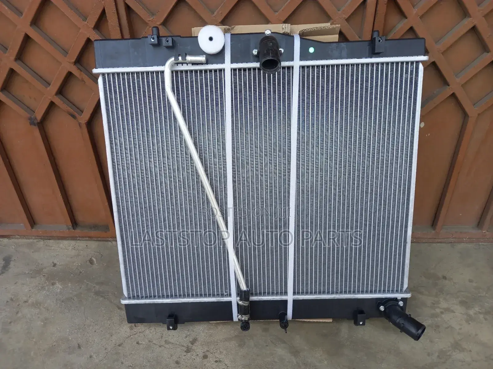 Toyota Hiace Quantum Radiator [Water Tanks] - To All Areas