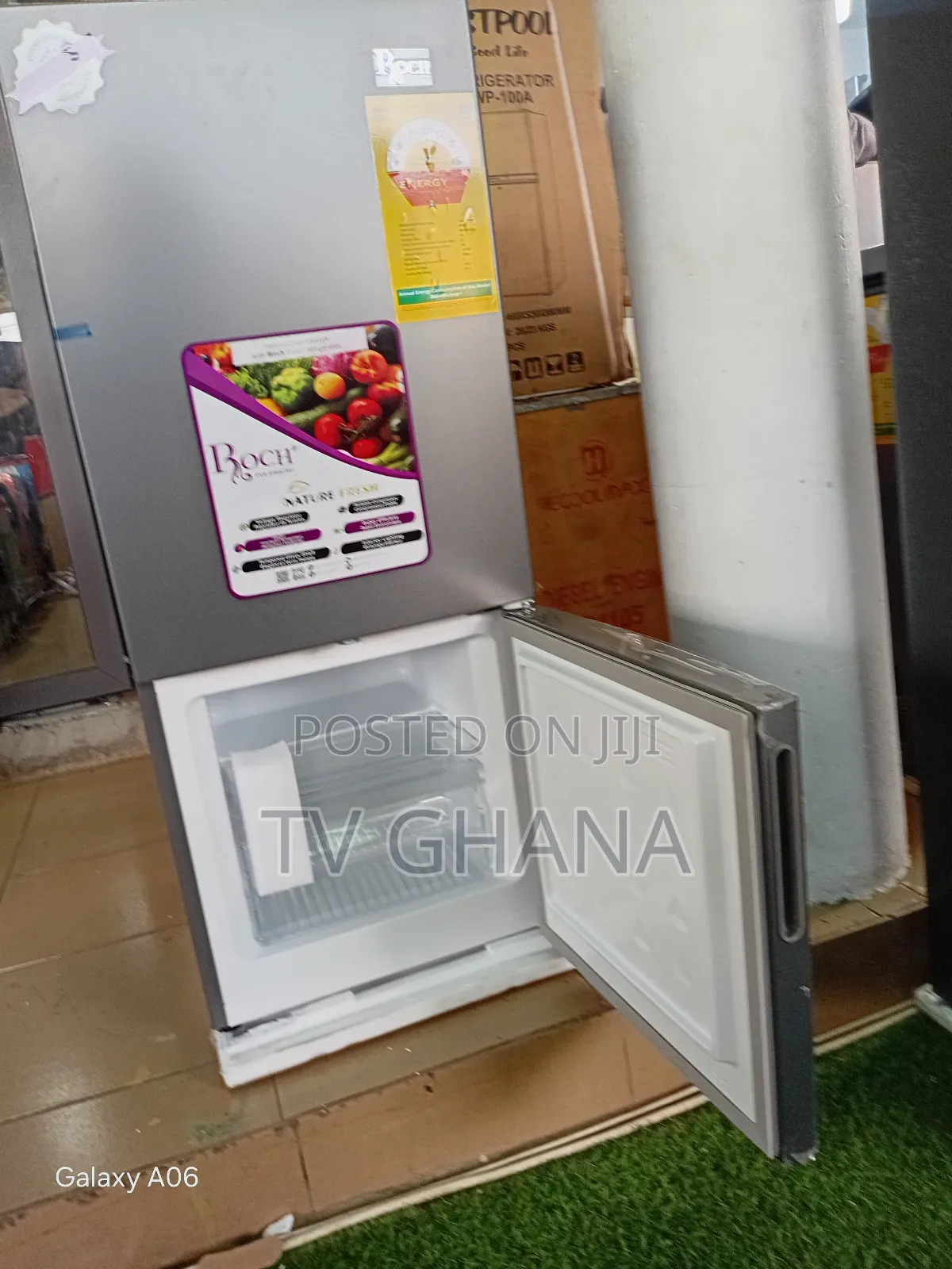 Roch Rfr145db_1 Compact Fridge Freezer 87l – Modern Design