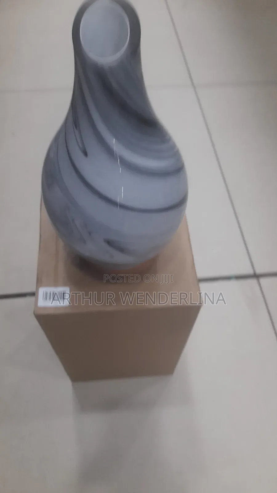 Classic Aroma Diffuser Vase as Well