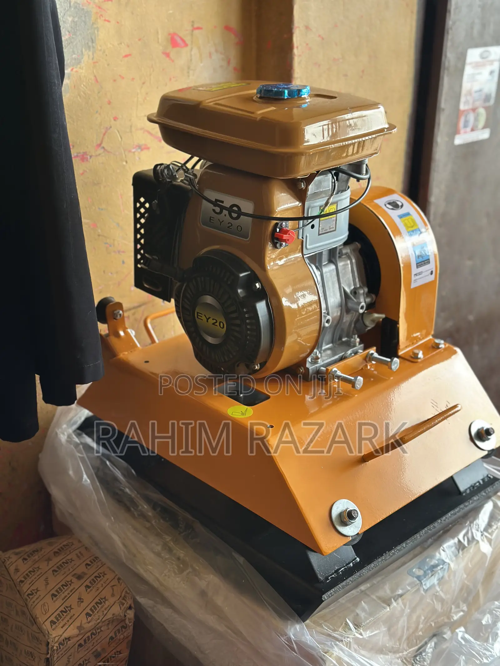 Compactor C90