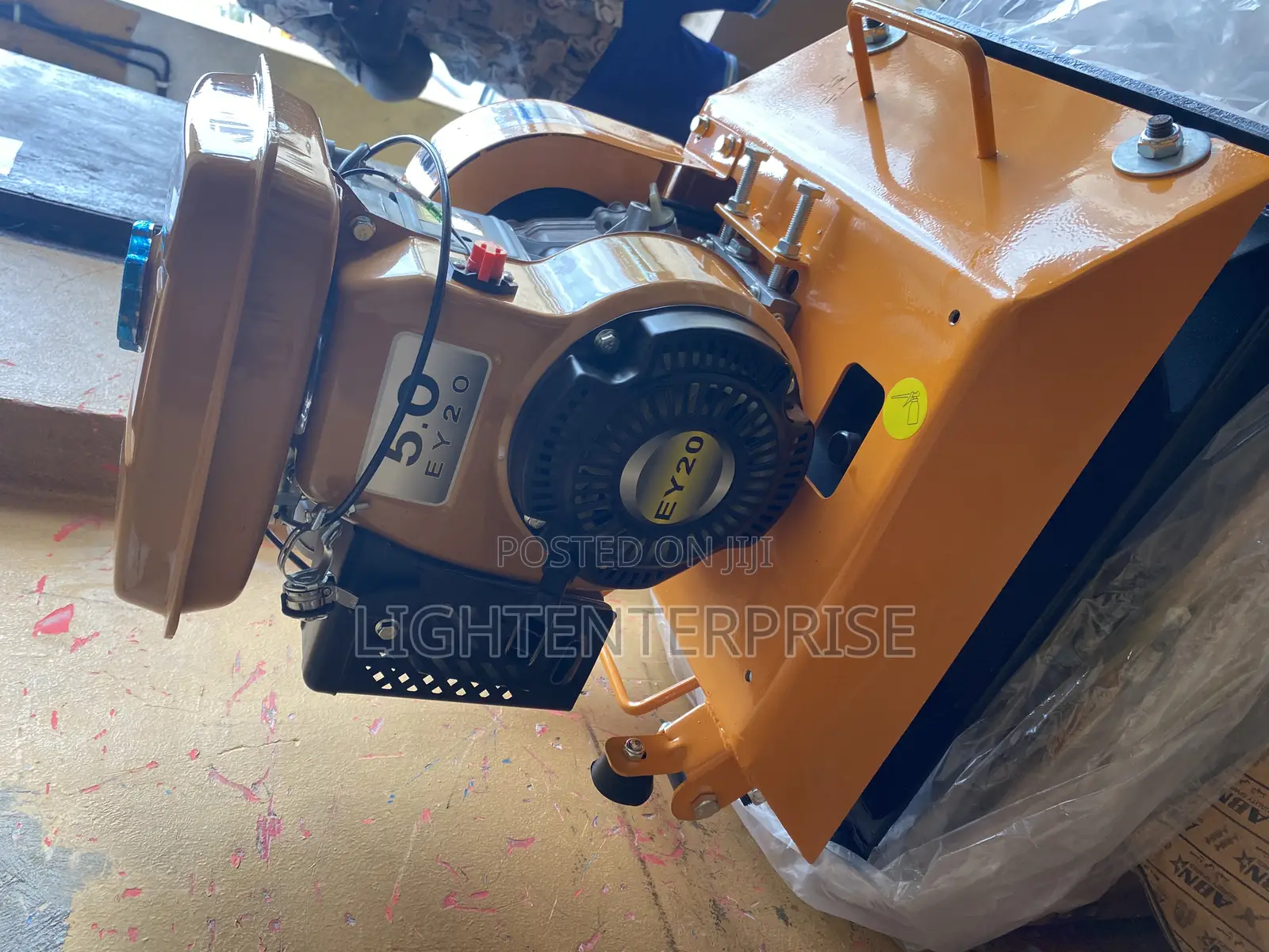 Compactor C90