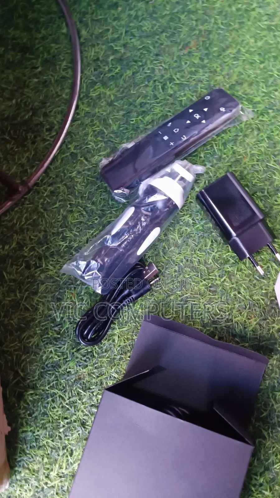 Smart Projector Rechargeable Android