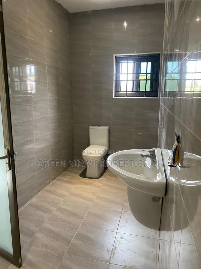 2bdrm Apartment in East Legon for rent