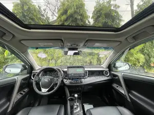 2019 Toyota Rav 4 Platinum Available for Rent