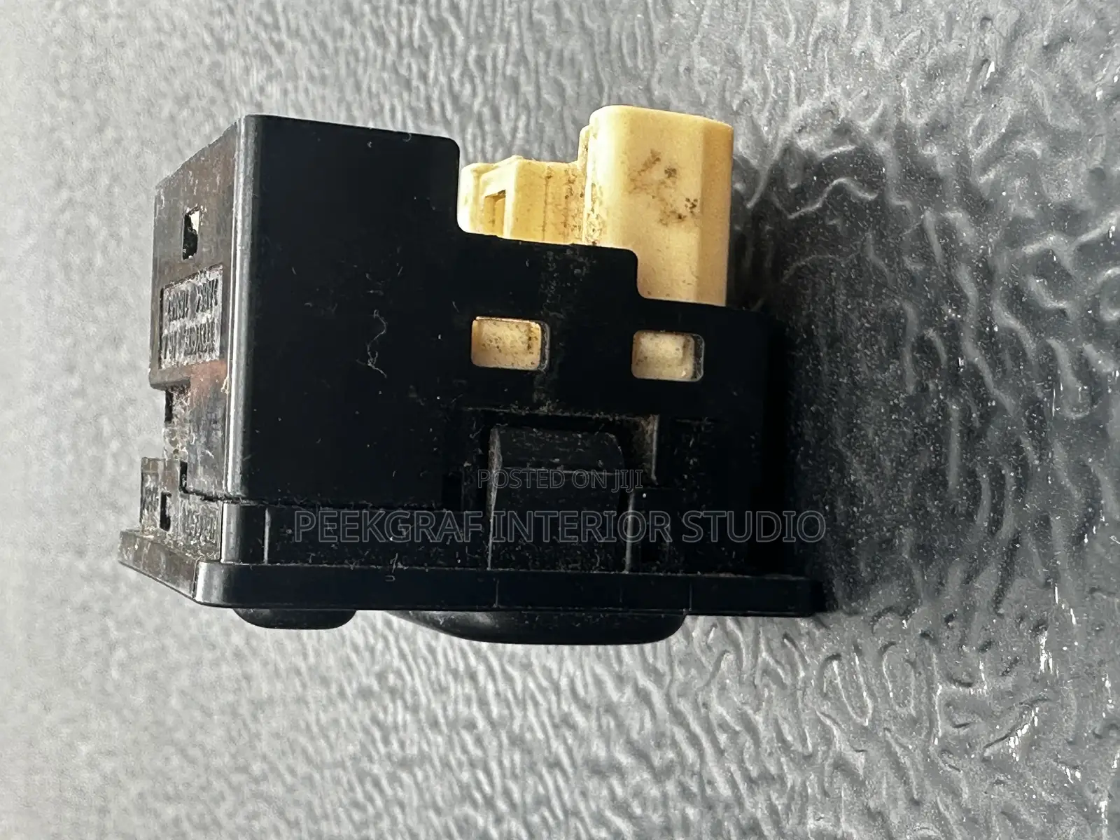 Toyota Side Mirror Control Button