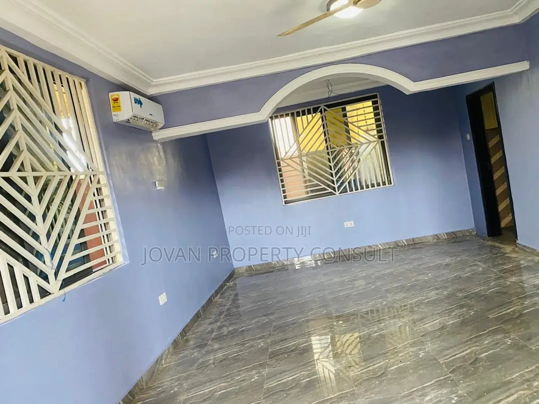 1bdrm Room & Parlour in Amasaman Sapeiman, Ga West Municipal for rent