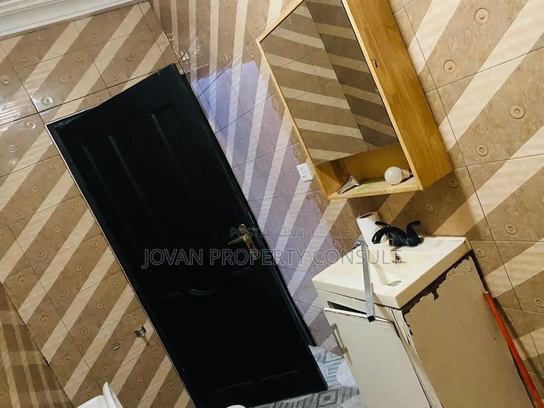 1bdrm Room & Parlour in Amasaman Sapeiman, Ga West Municipal for rent