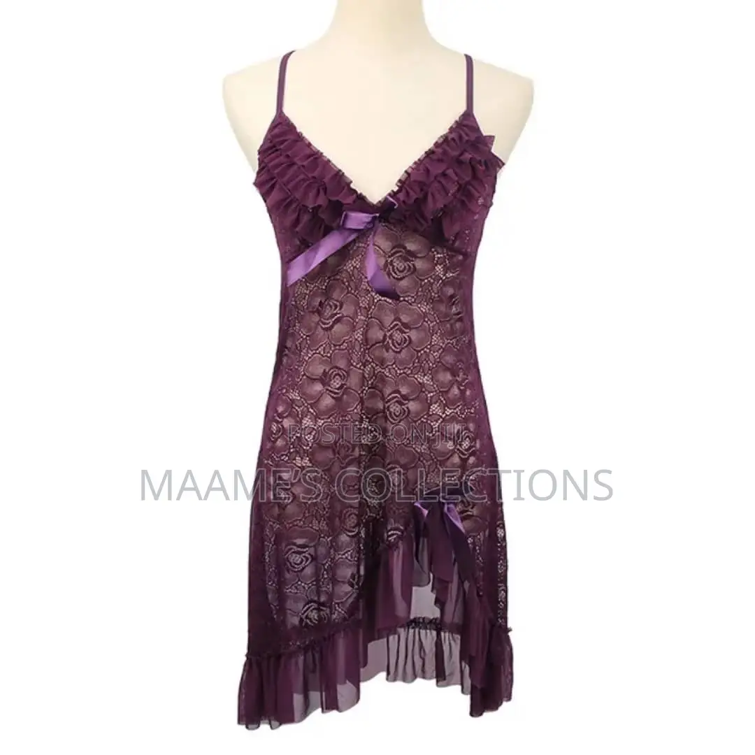 Women Sexy Lace Nightwear/ Nightgown / Lingeries