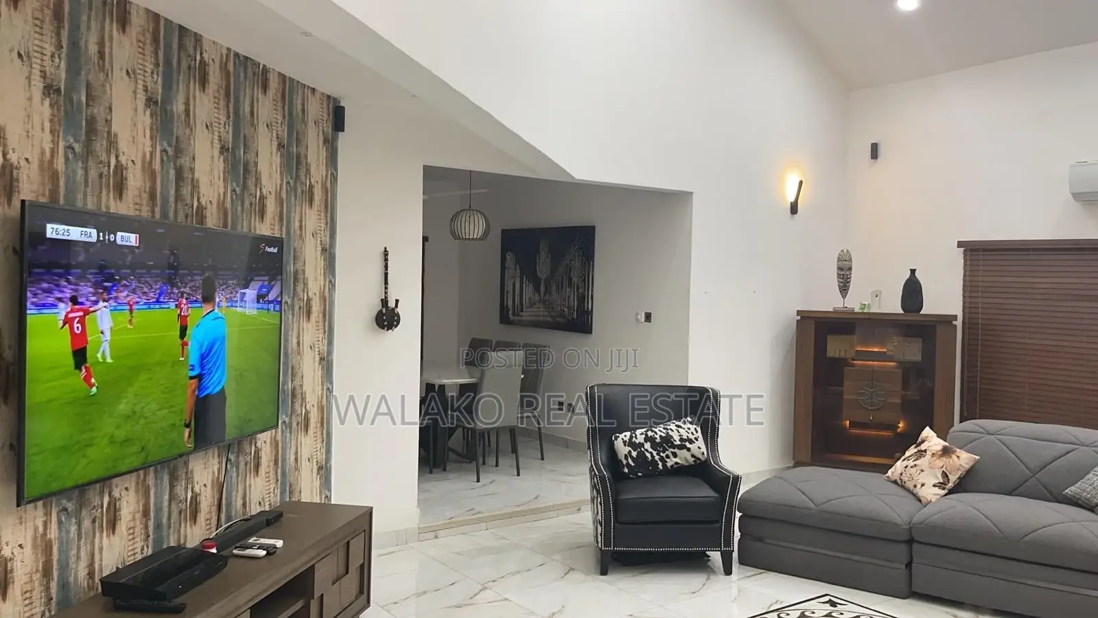 7bdrm Mansion in Pokuase for sale