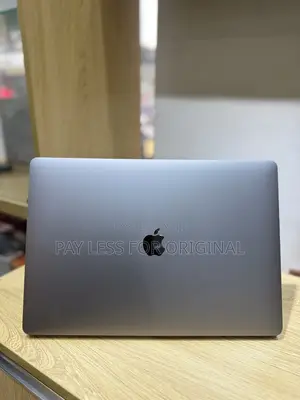 Laptop Apple MacBook Pro 2019 16GB Intel Core i7 SSD 512GB