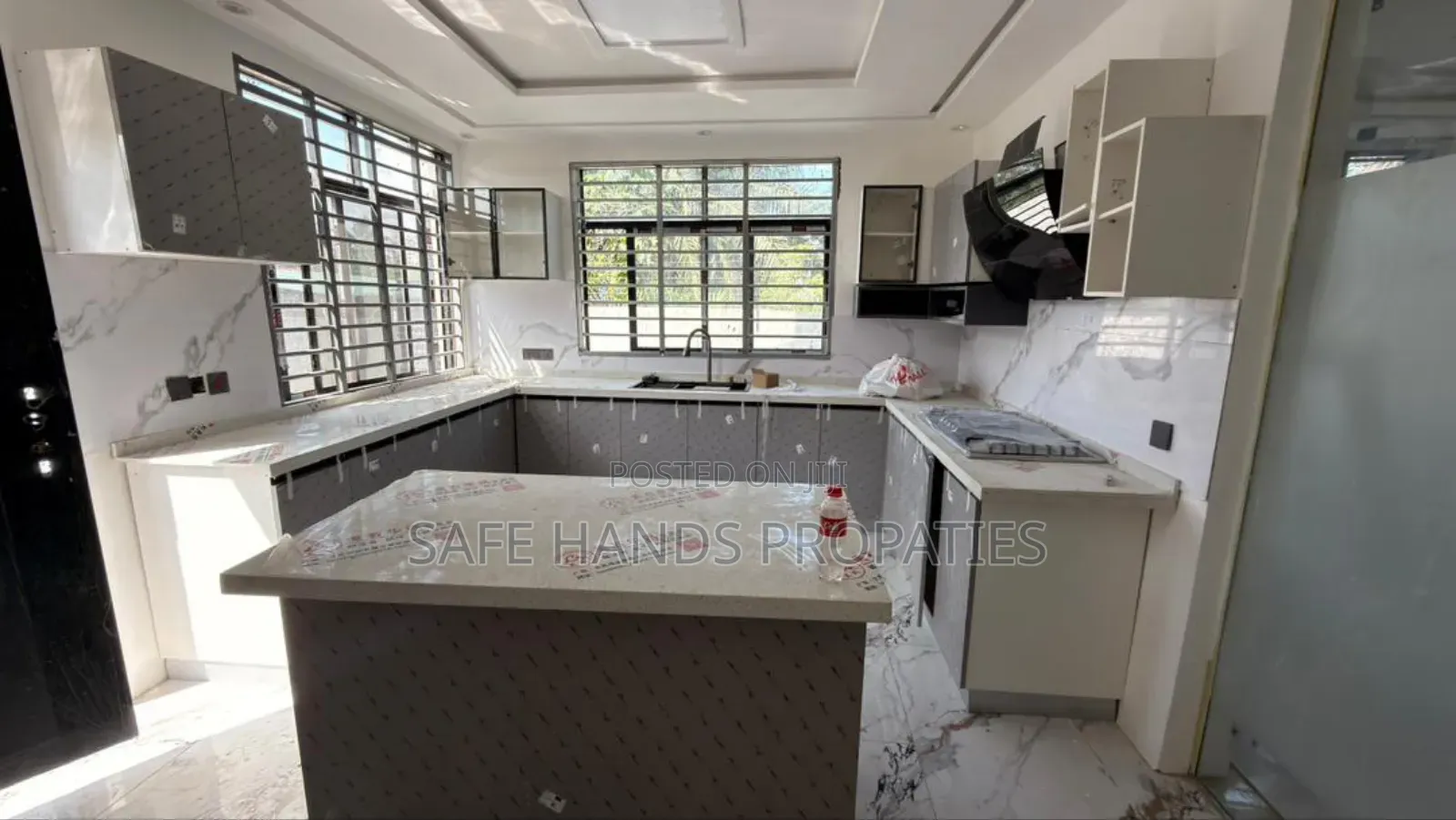 Furnished 4bdrm House in Highways, Accra Metropolitan for sale