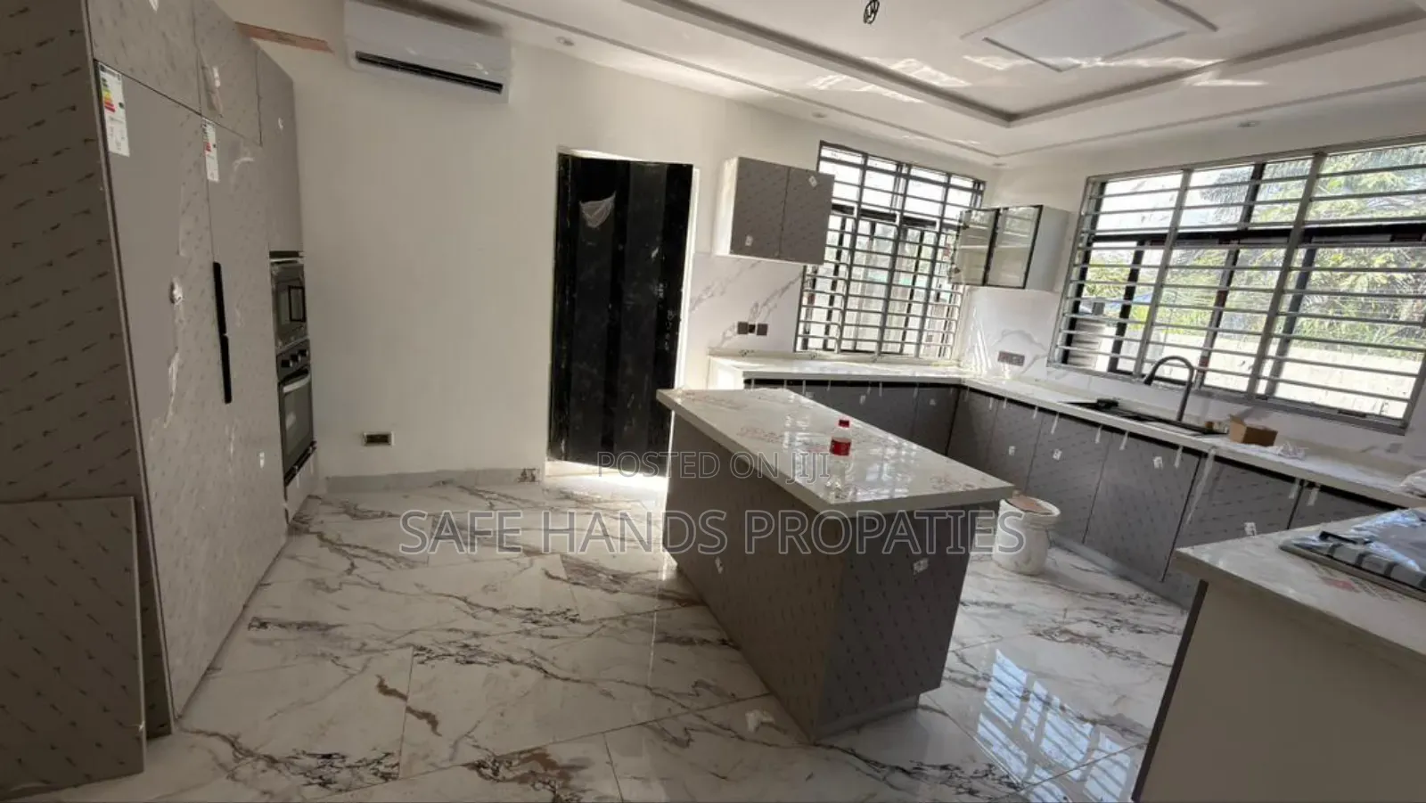 Furnished 4bdrm House in Highways, Accra Metropolitan for sale