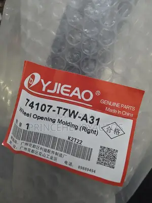 2016-2018 Honda Hr-v Right Front Wheel Opening Molding (74107-T7w-A01)