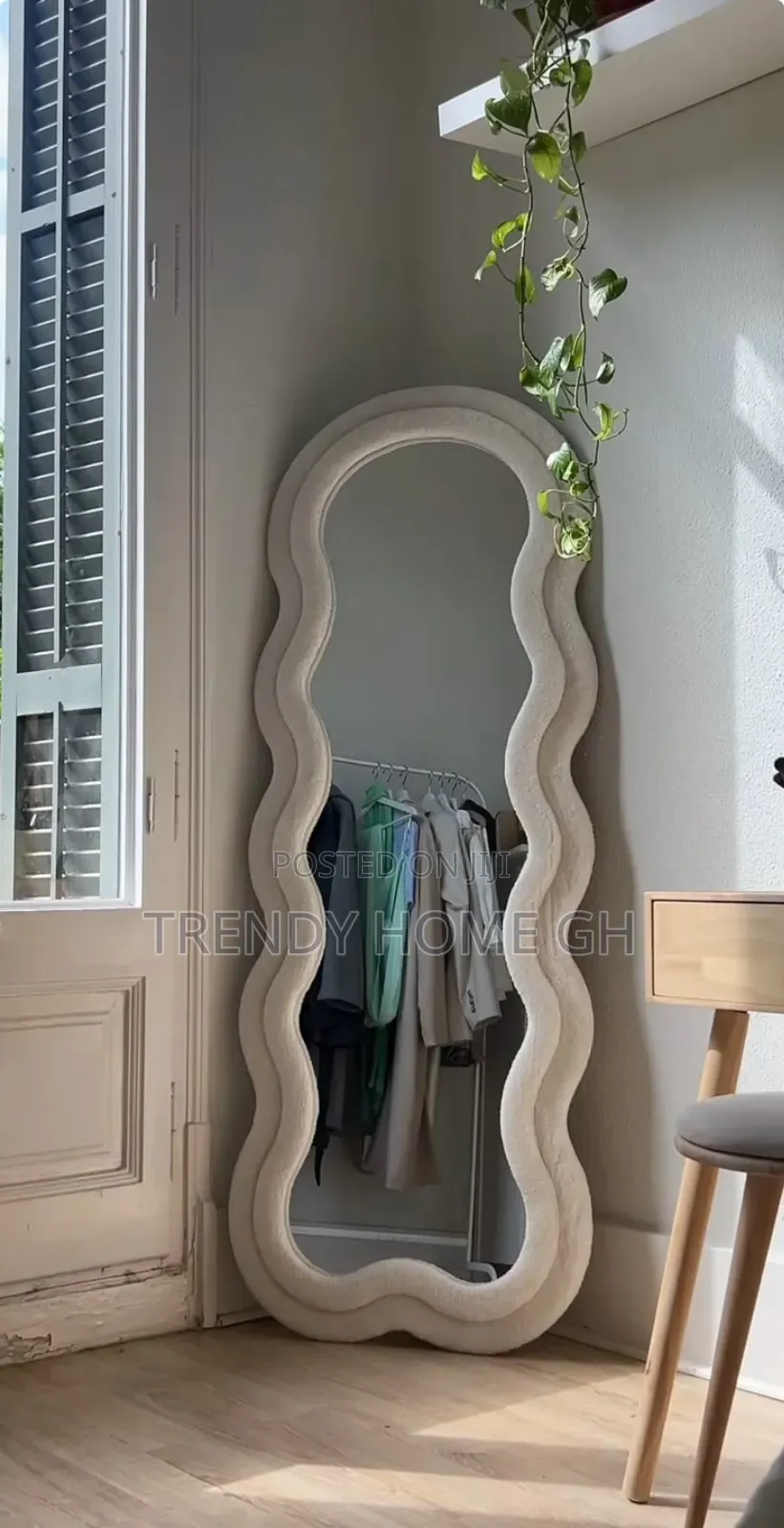 Elegant Standing Mirror Beauty Meets Class