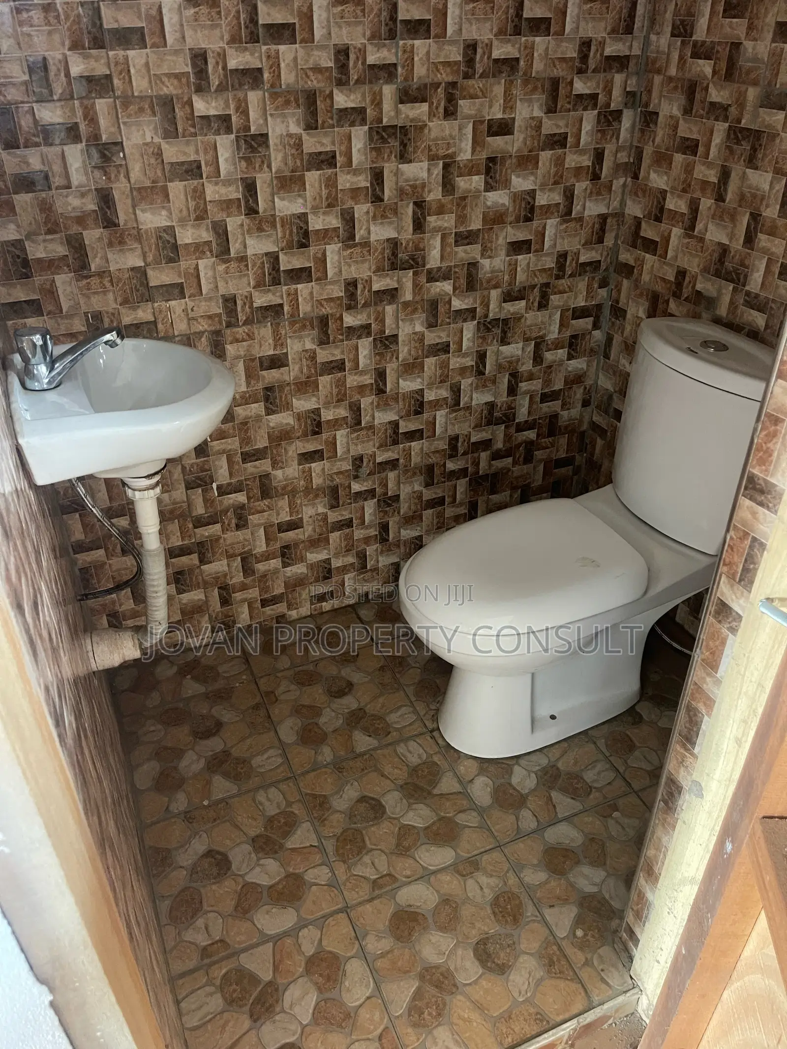 Store for Rent at Amasaman Abease 1200 a Month for Two Advance