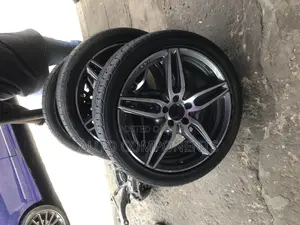 Original Amg Rims 19 With Tyres for Mercedes Benz.