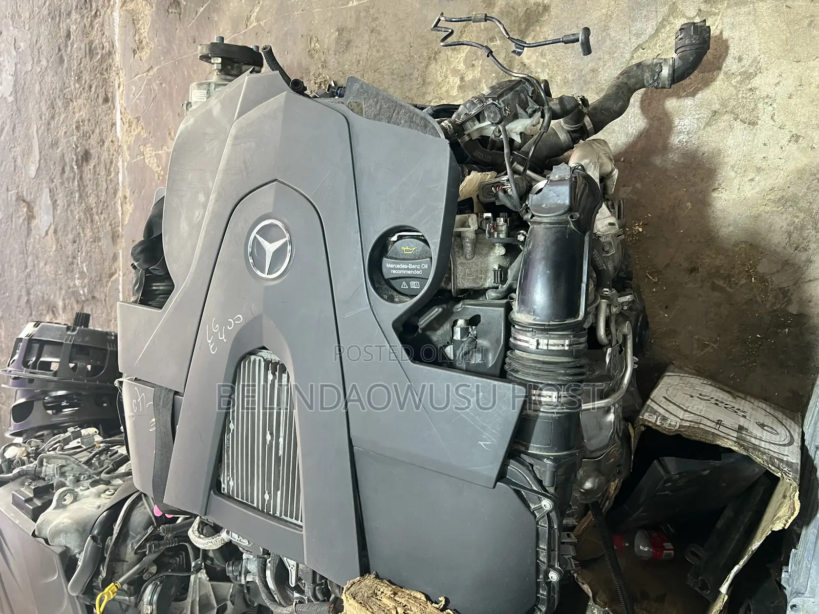 E 400 Engine Available V8