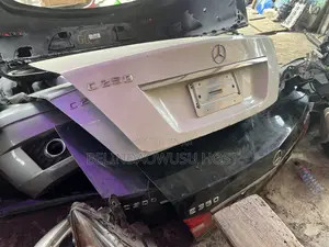 C 250 Boot