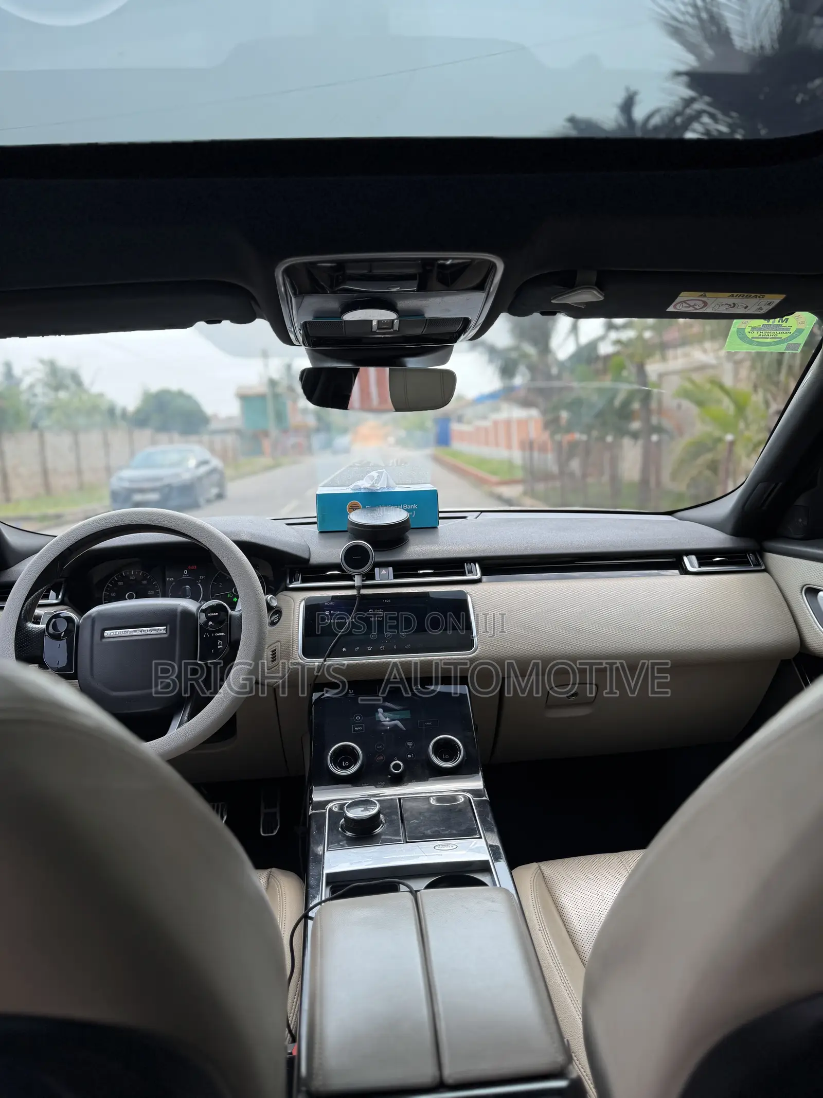 Land Rover Range Rover Velar P250 SE R-Dynamic 4x4 2019 Gold