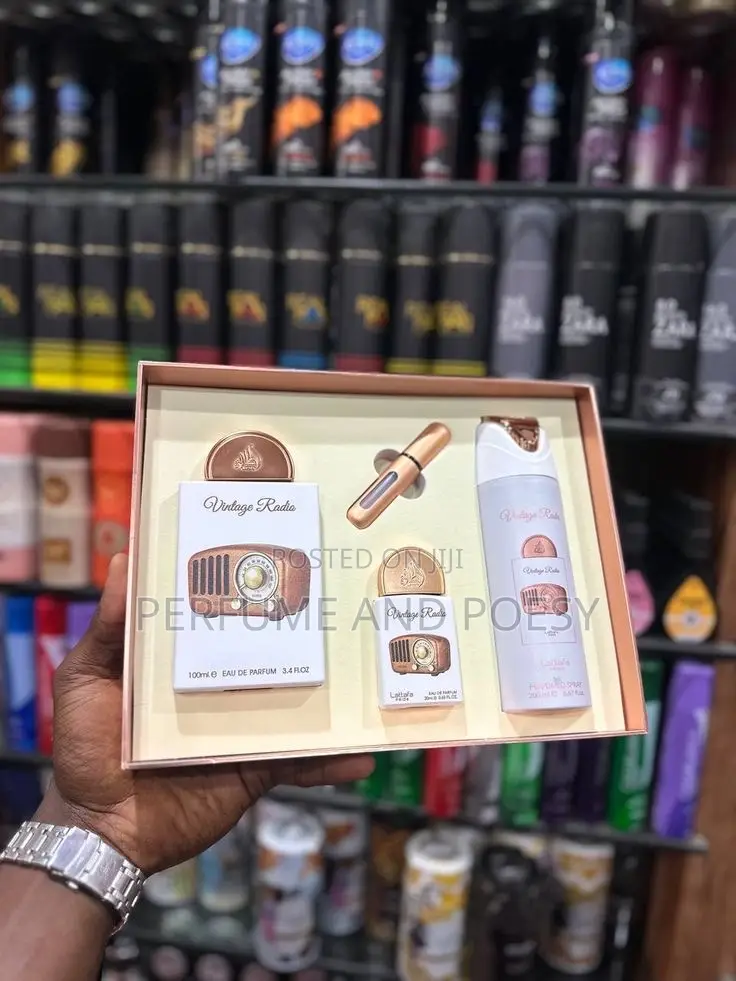 Vintage Radio Gift Set Lattafa Perfume