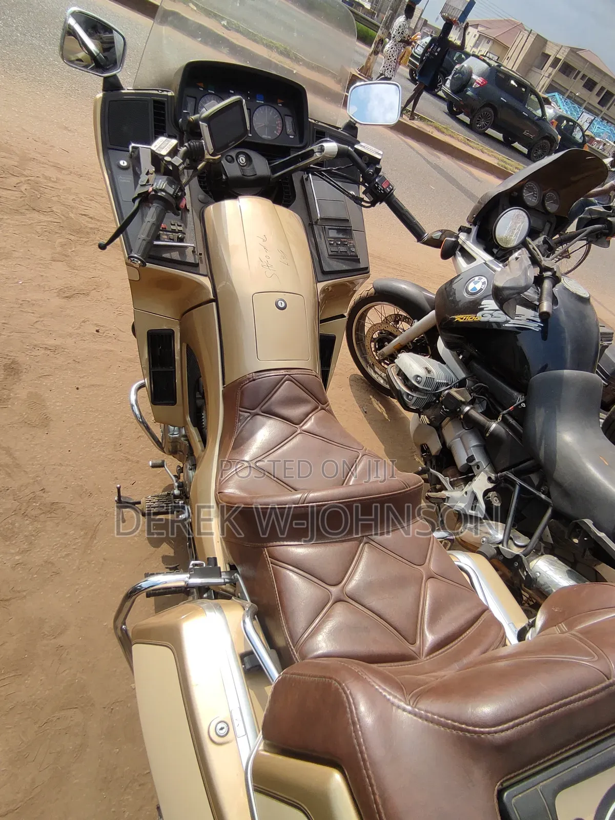 Yamaha 1983 Gold
