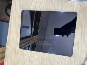 Apple iPad Pro 12.9 (2022) 512 GB Gray