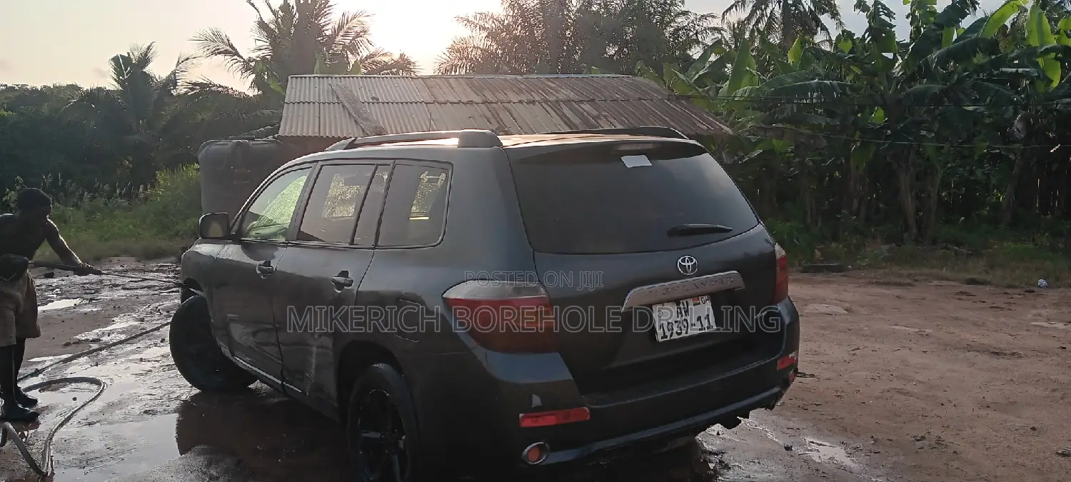 Toyota Highlander Limited 2010 Gray