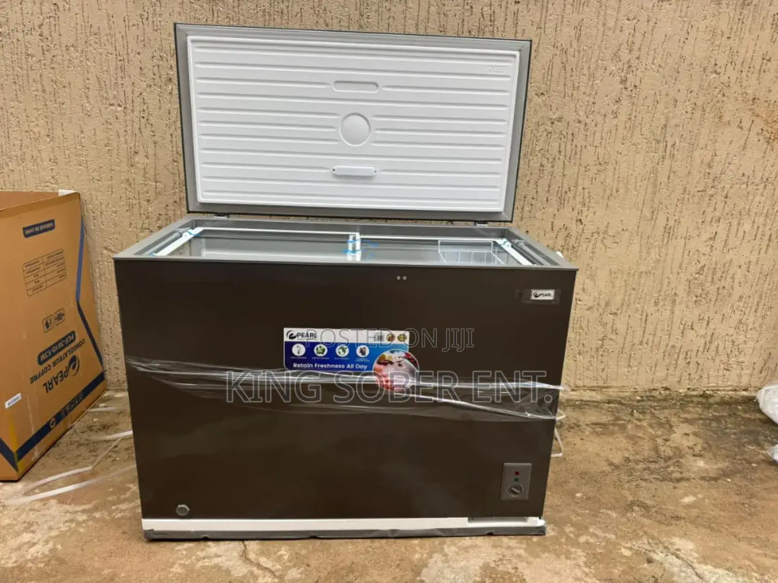 Pearl 299 Litters Fast Chilling Freezer 3550gh