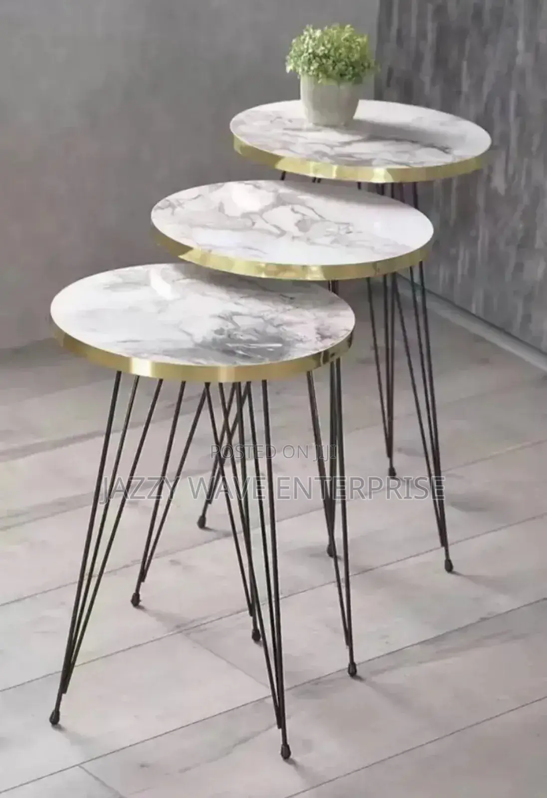 3 In1 Table / Coffee Table