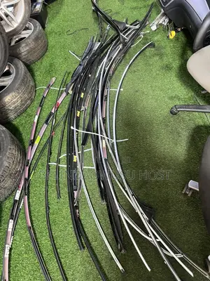 Mercedes Top Gutter