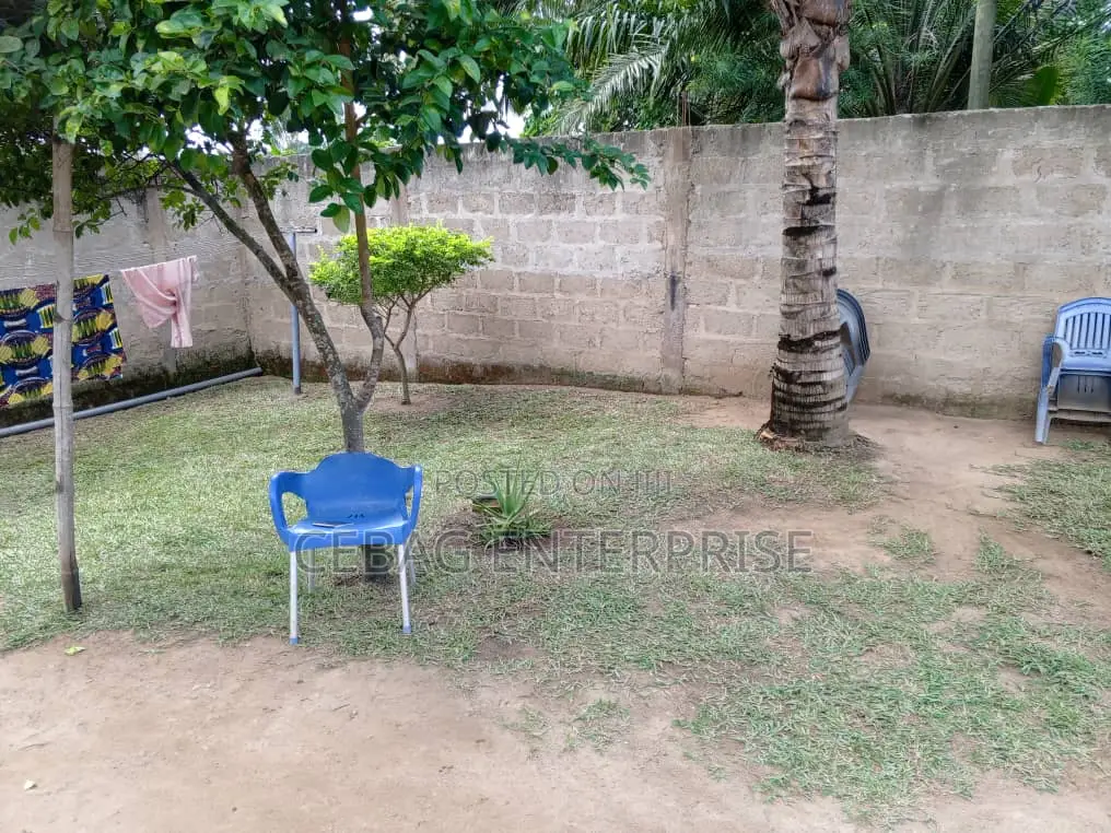 3bdrm Apartment in Awutu Senya West for sale