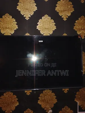 New TCL 55" Smart Tv Going for a Cool Price