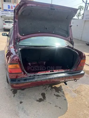 Nissan Primera 2002 Red