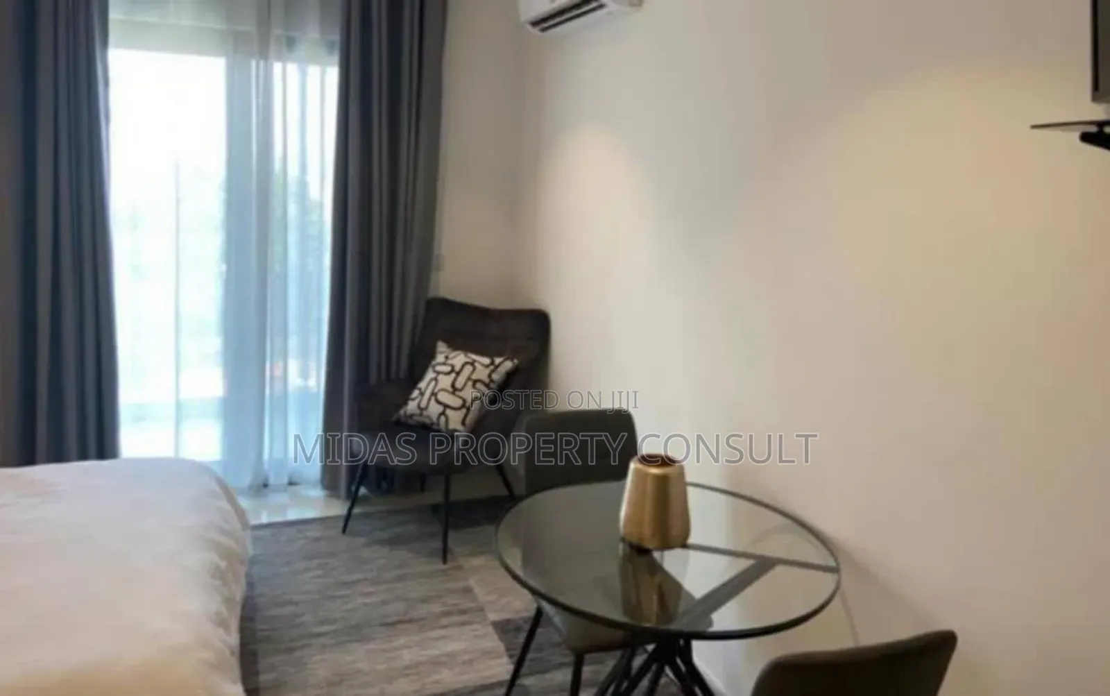 Furnished Studio Apartment in Lennox, Airport Residential Area for sale