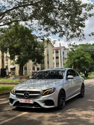 Mercedes-Benz E300 2019 Silver