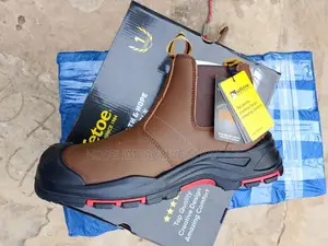 Safety Safetoe Mining Boot, Quality Waterproof Leather, Coffee Brown.