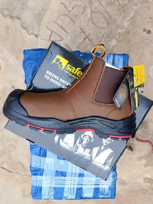 Safety Safetoe Mining Boot, Quality Waterproof Leather, Coffee Brown.