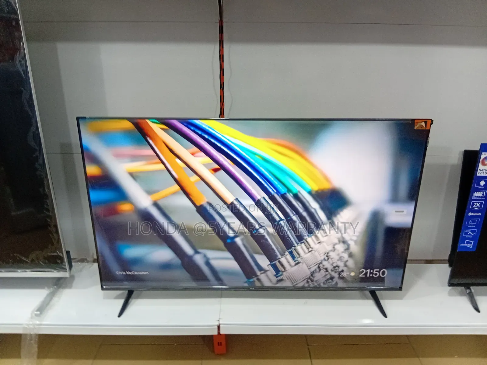 Live TCL Smart 32inches Television Smart TCL 32inches