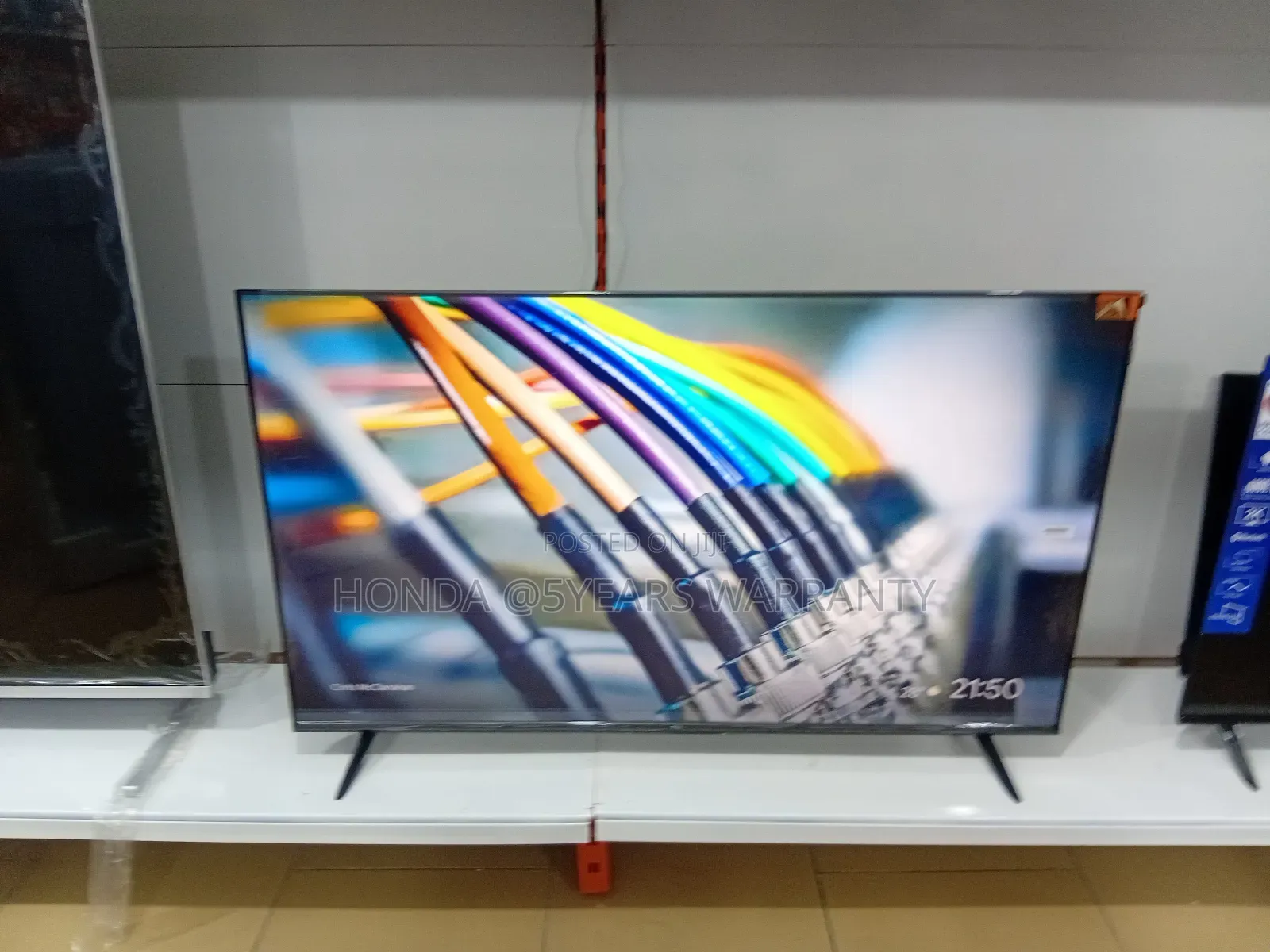 Live TCL Smart 32inches Television Smart TCL 32inches
