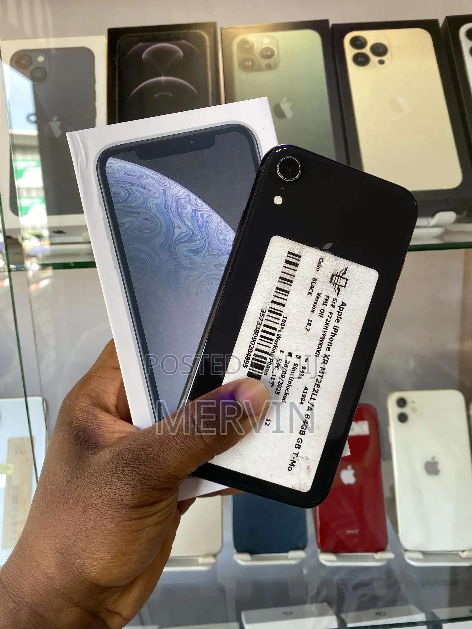 New Apple iPhone XR 64 GB Black