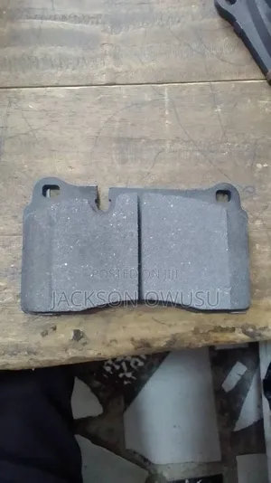 Audi Q7 2017 Front Brake Pad With Sensor