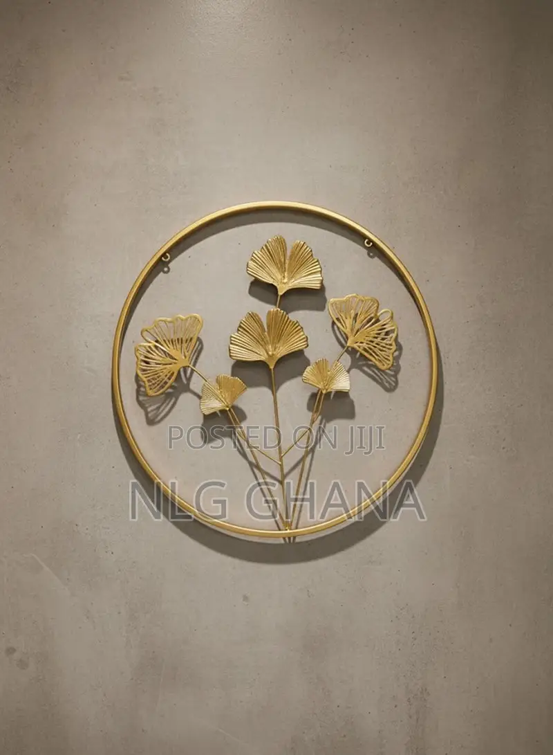 60cm / 23.6" Golden Ginkgo Leaf Metal Wall Art Round. Ghx7532