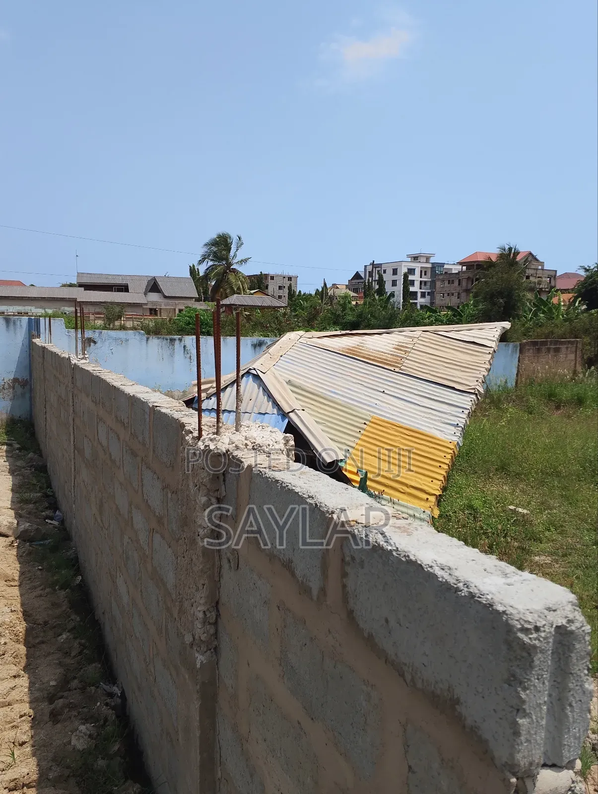 2 Acres Fully Fenced at Comm12 for Sale