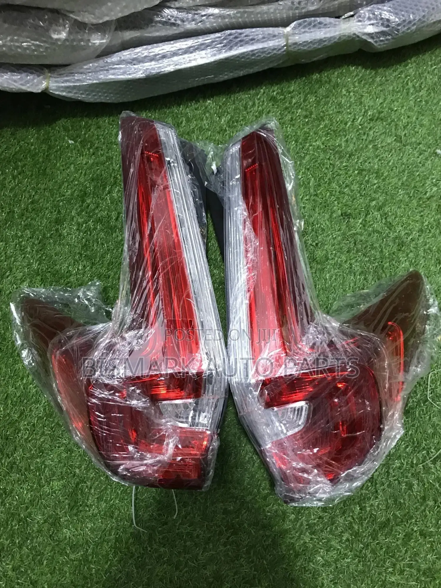Honda CRV 2017-2018-2019 Taillight/ Taillamp Pair