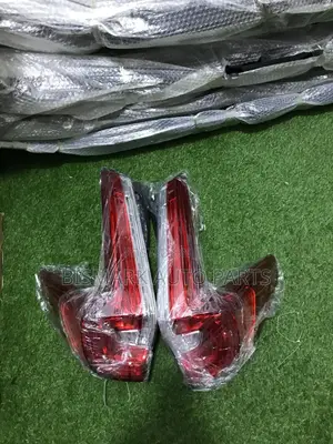 Honda CRV 2017-2018-2019 Taillight/ Taillamp Pair