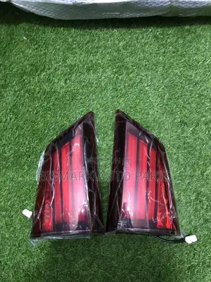 Mitsubishi Outlander 2016-2017-2018-2019-2020-2021 Boot Light Pair