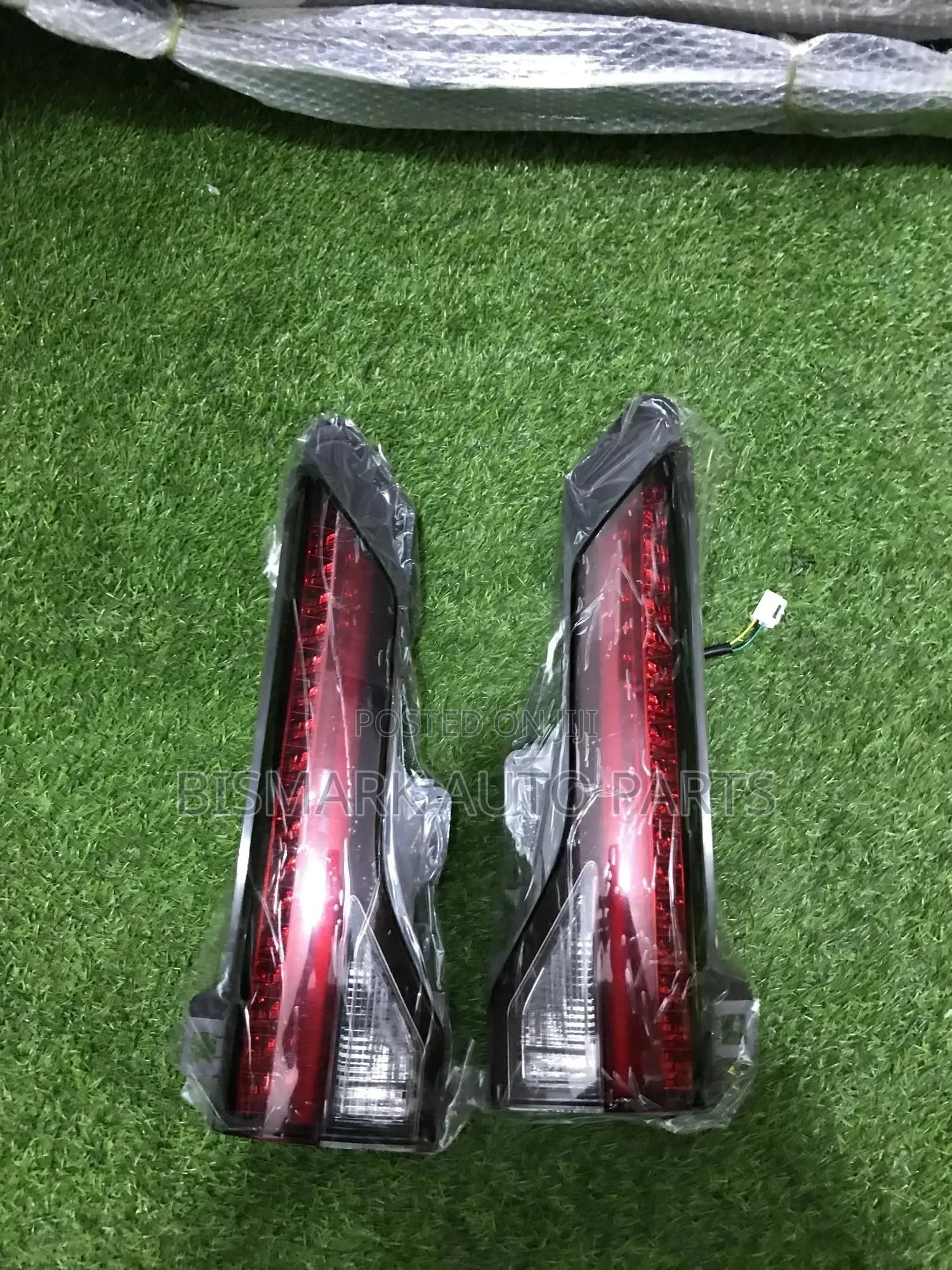 Mitsubishi Outlander 2022-2023-2024 Bootlight Pair