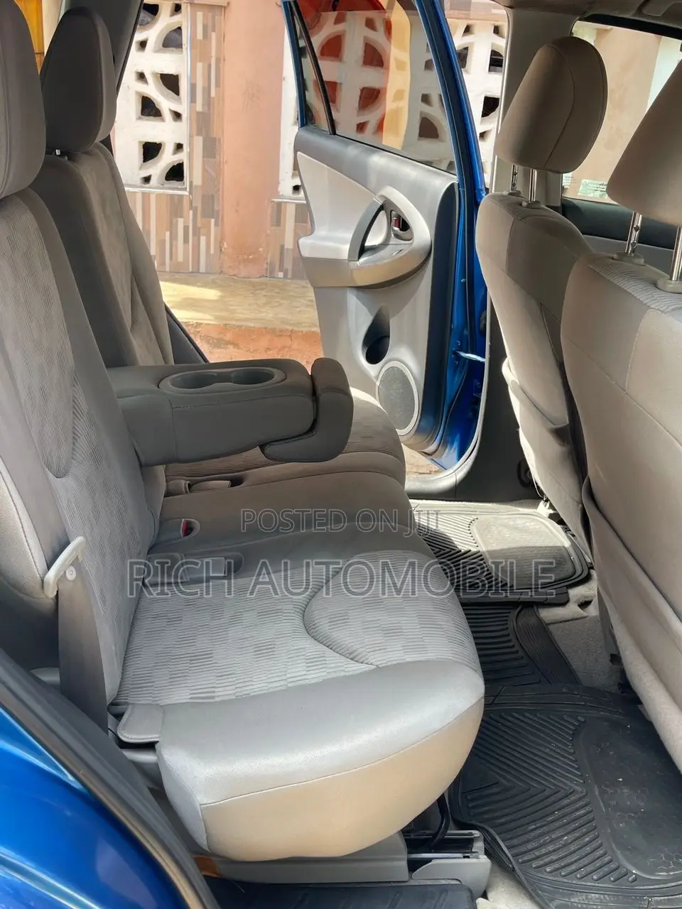 Toyota RAV4 2.5 4x4 2012 Blue